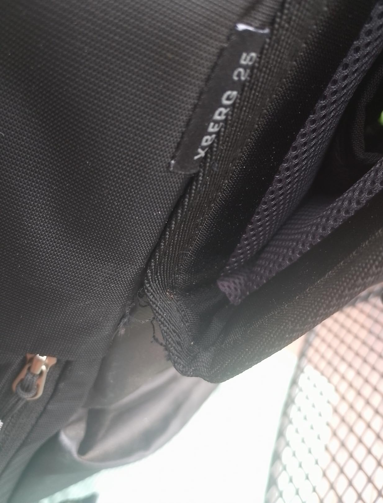 Praktisch, etwas schwer