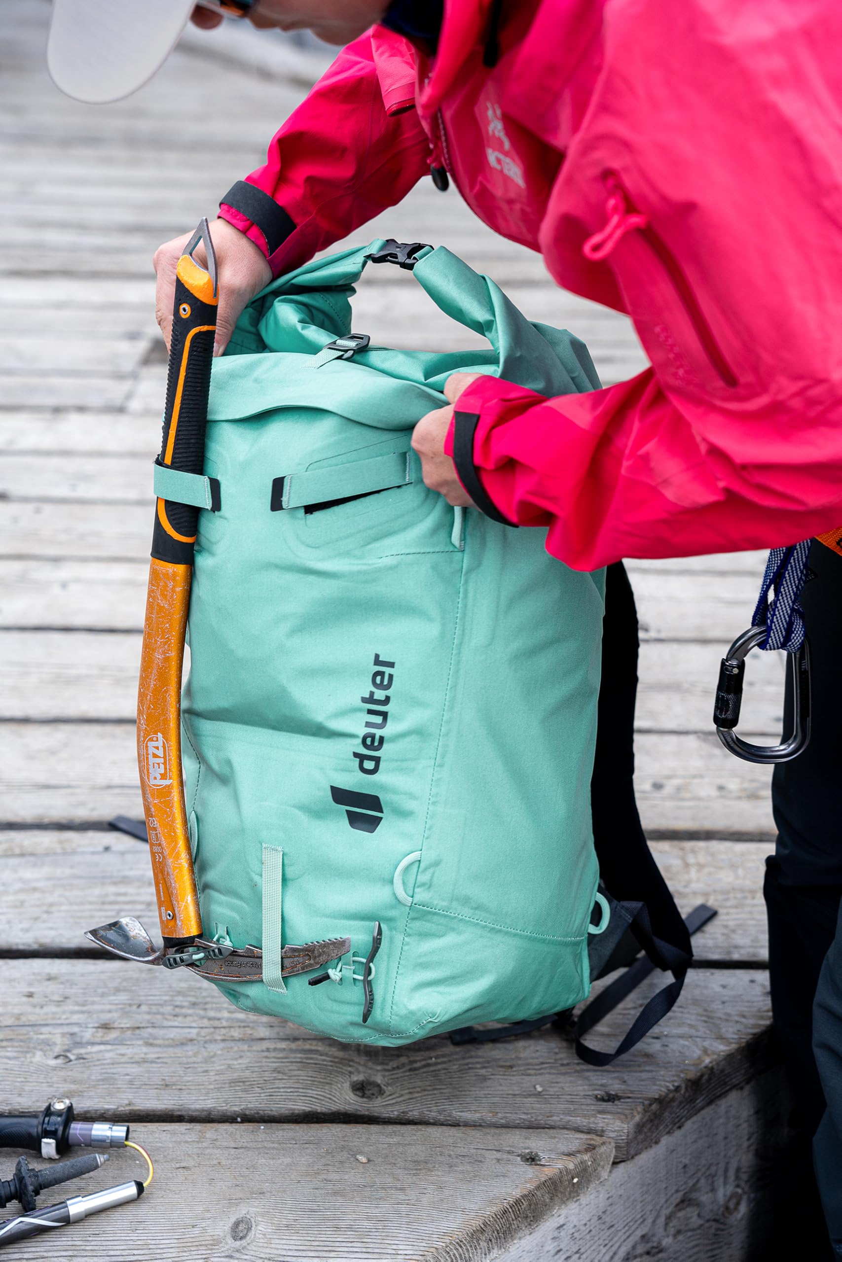 deuter-durascent-44-10-wasserdichter-alpinrucksack-44-10l image 8