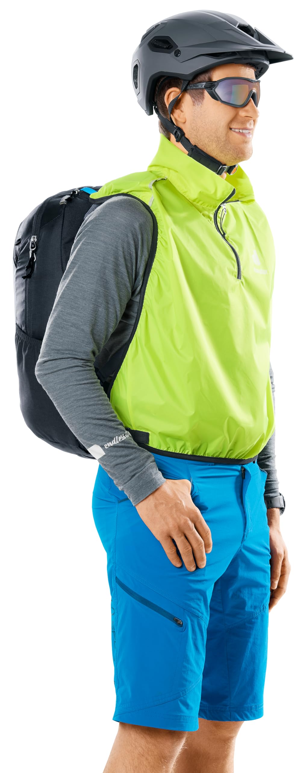 deuter-superbike-18-fahrradrucksack-18-l-mit-windschutzweste image 7