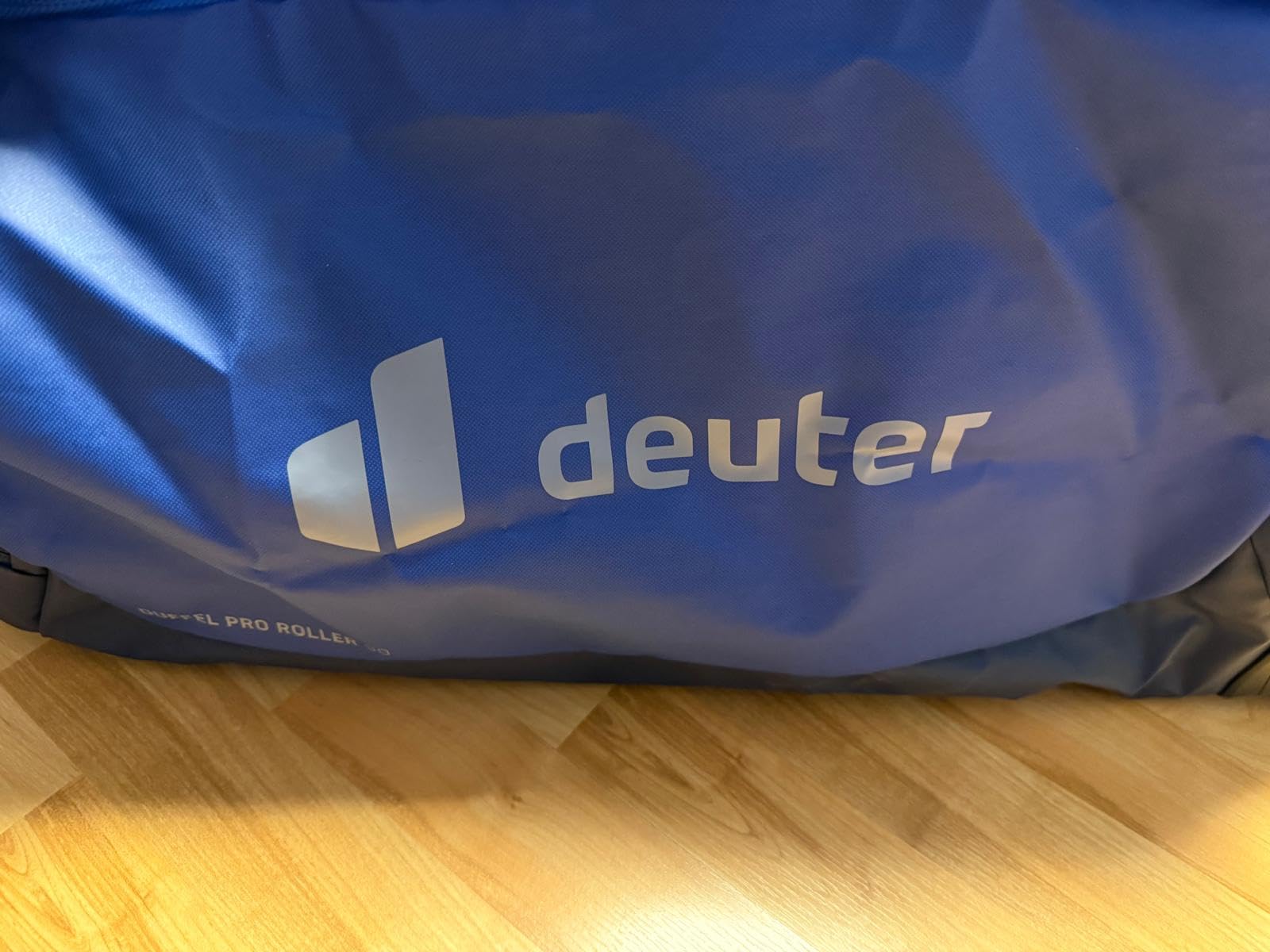 Groß, aber unhandlich voll
