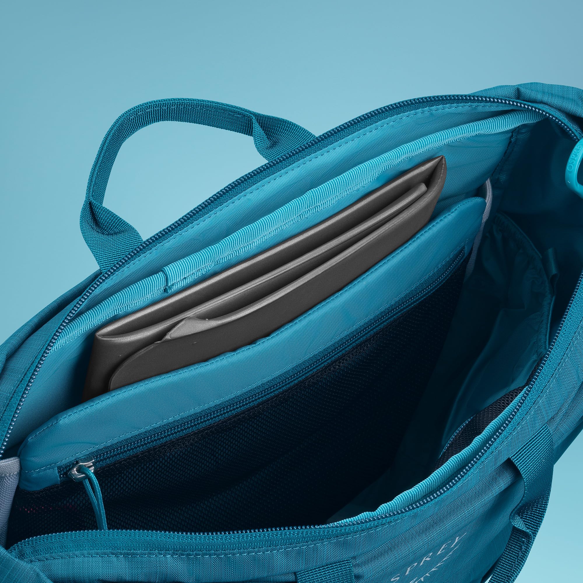 osprey-poco-wickeltasche-tote-18l-deep-peyto image 5
